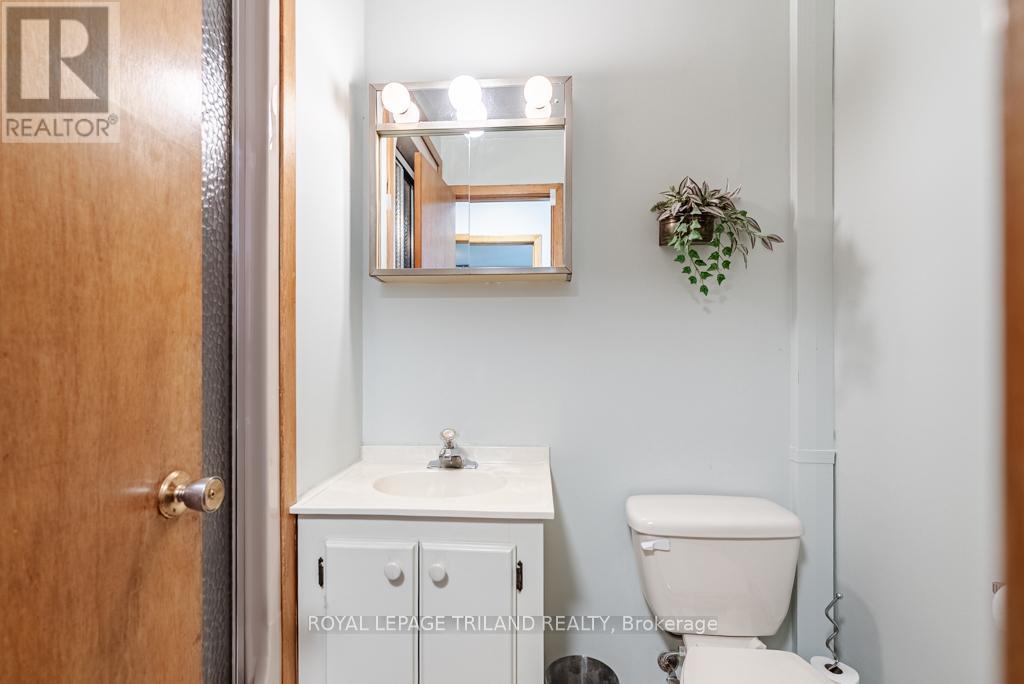 235 Union Street, Central Elgin, Ontario  N0L 1B0 - Photo 27 - X12210342