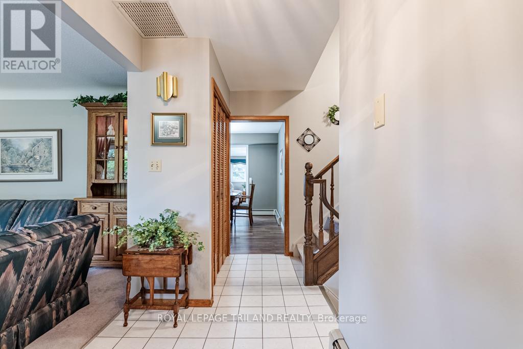 235 Union Street, Central Elgin, Ontario  N0L 1B0 - Photo 6 - X12210342
