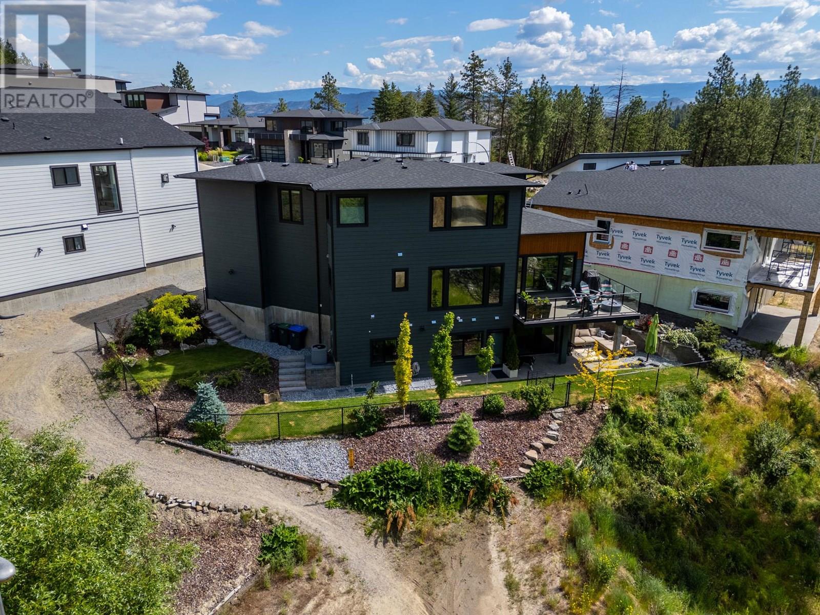 830 Westview Way Unit# 22, West Kelowna, British Columbia  V1Z 0A5 - Photo 2 - 10351387