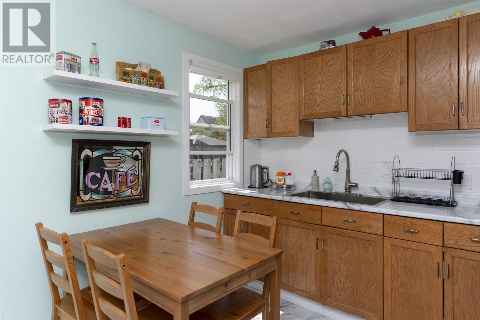 377 Leslie Ave, Thunder Bay, Ontario  P7A 1X6 - Photo 16 - TB251459