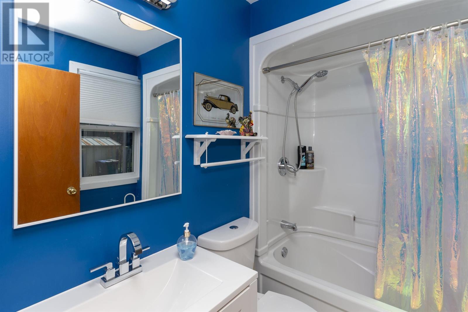 377 Leslie Ave, Thunder Bay, Ontario  P7A 1X6 - Photo 8 - TB251459