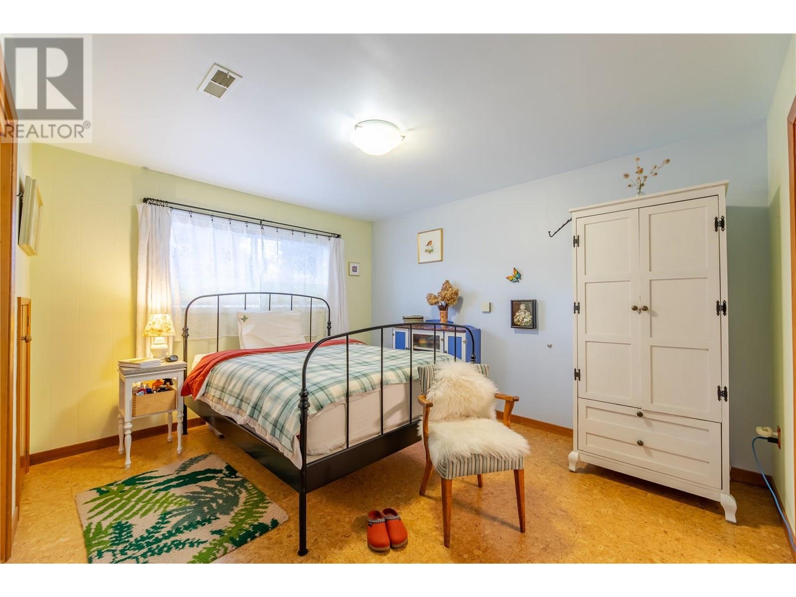 199 Walden Crescent, Penticton, British Columbia  V2A 1R8 - Photo 24 - 10351401
