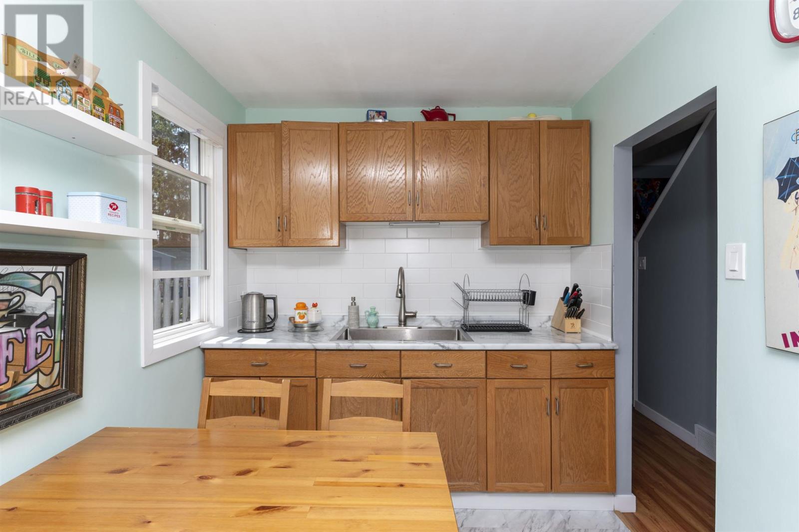 377 Leslie Ave, Thunder Bay, Ontario  P7A 1X6 - Photo 17 - TB251459