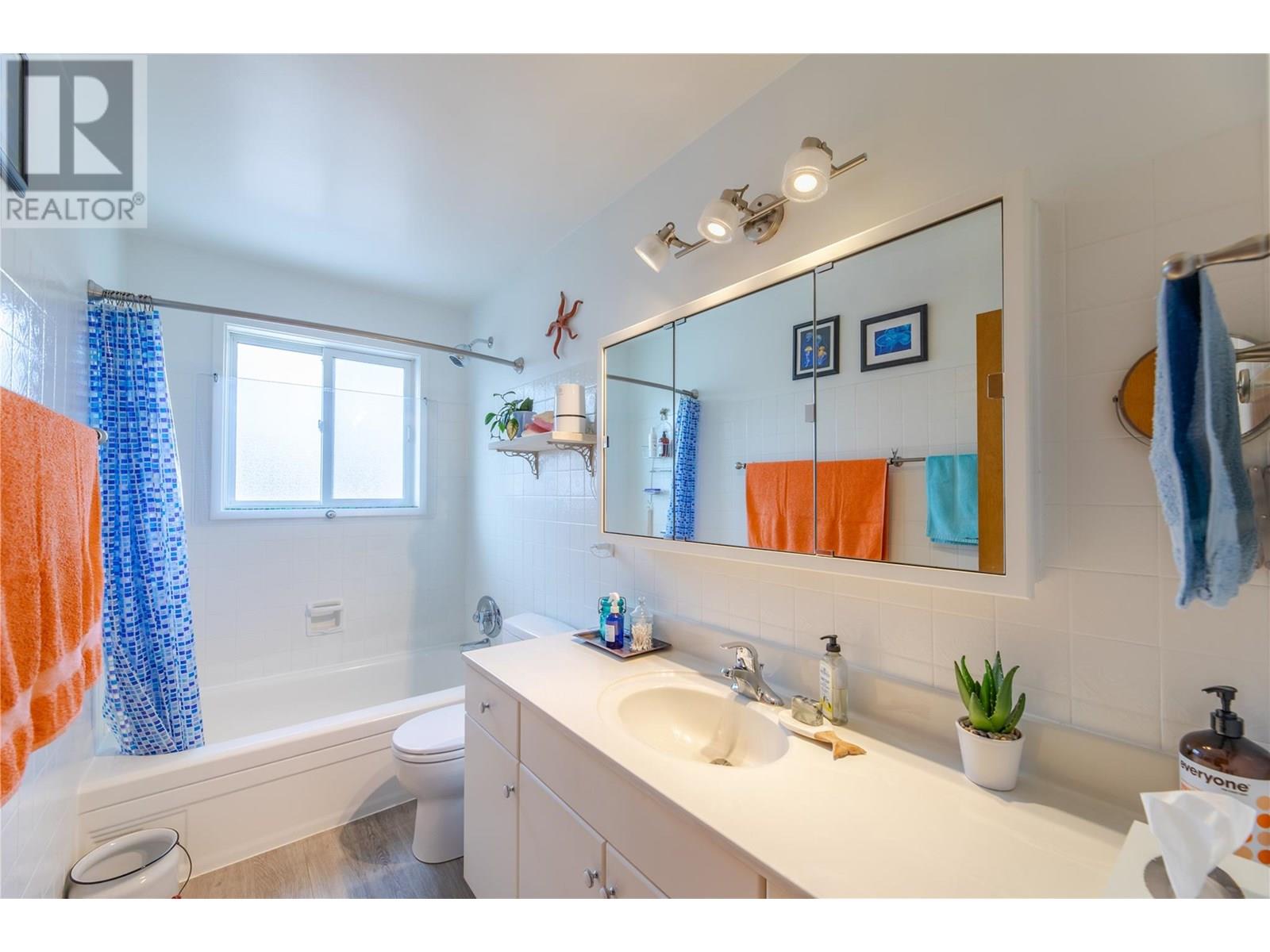 199 Walden Crescent, Penticton, British Columbia  V2A 1R8 - Photo 23 - 10351401
