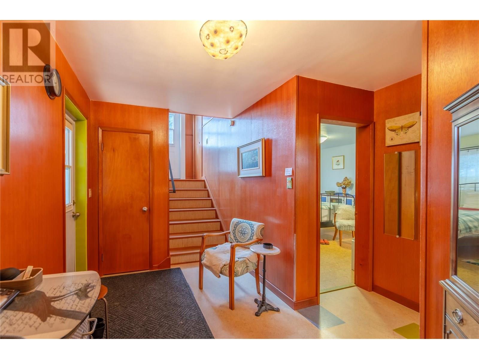 199 Walden Crescent, Penticton, British Columbia  V2A 1R8 - Photo 6 - 10351401
