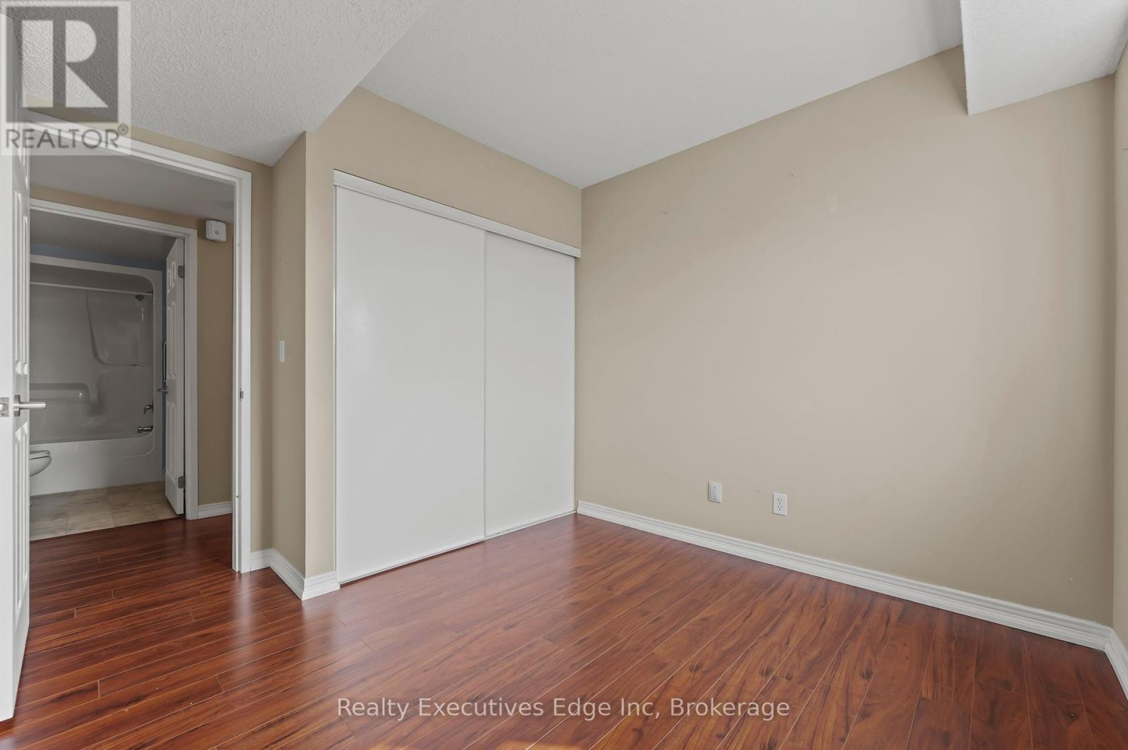 312 - 208 Silvercreek Parkway N, Guelph, Ontario  N1H 8H2 - Photo 33 - X12205171