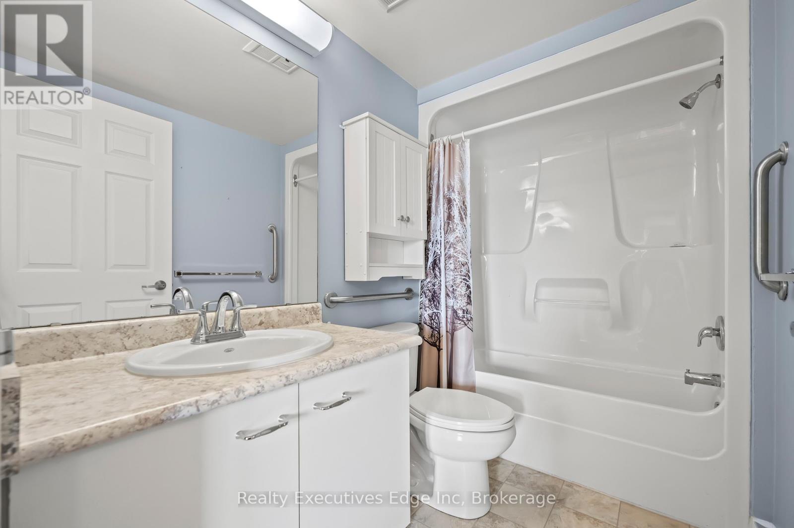 312 - 208 Silvercreek Parkway N, Guelph, Ontario  N1H 8H2 - Photo 34 - X12205171