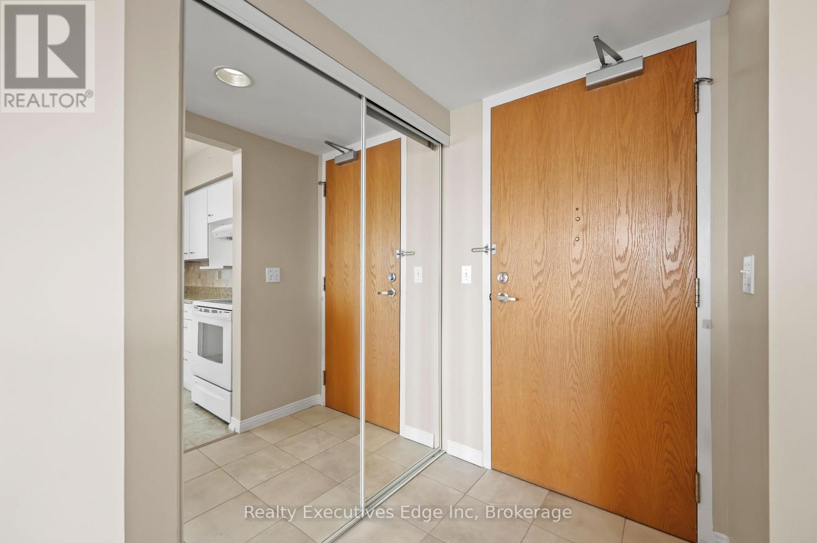 312 - 208 Silvercreek Parkway N, Guelph, Ontario  N1H 8H2 - Photo 9 - X12205171