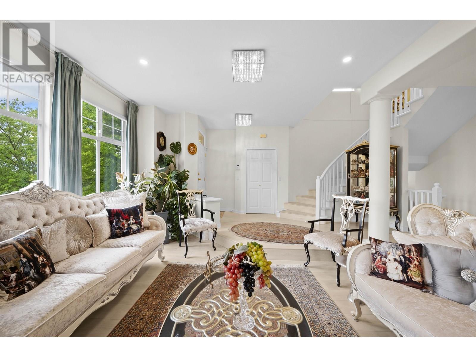 Property at 124 2979 PANORAMA DRIVE image 3