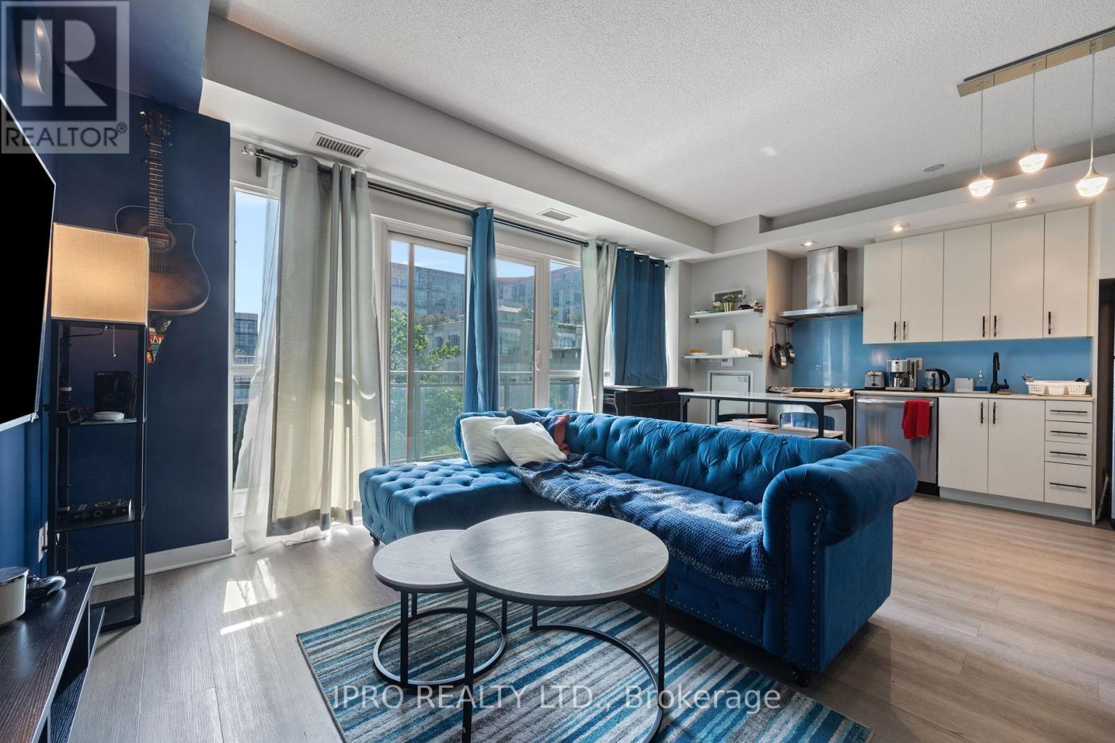 Property at 531 - 165 LEGION ROAD N image 3