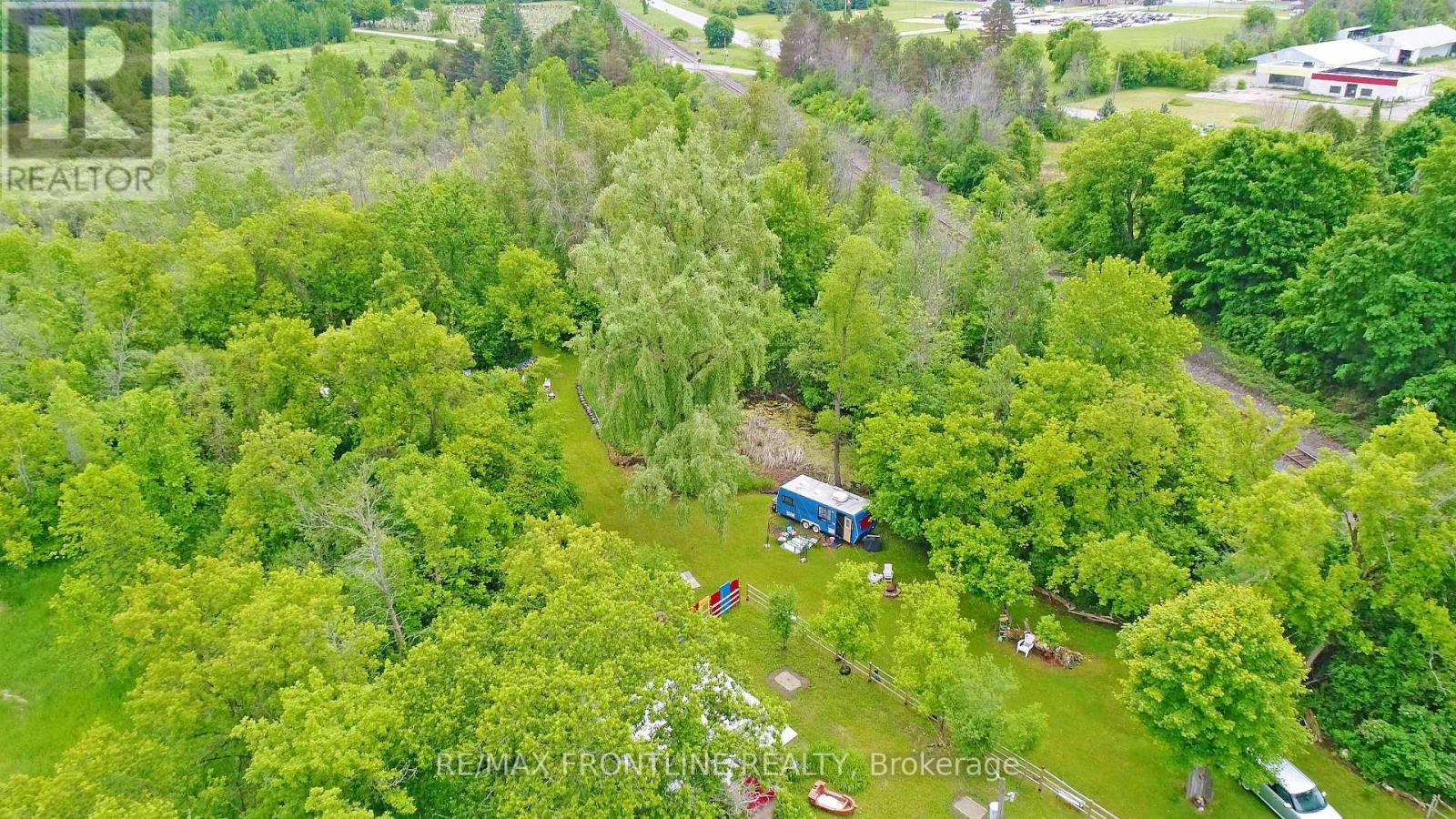 122 Irwin Street, Perth, Ontario  K7H 3C3 - Photo 4 - X12210308