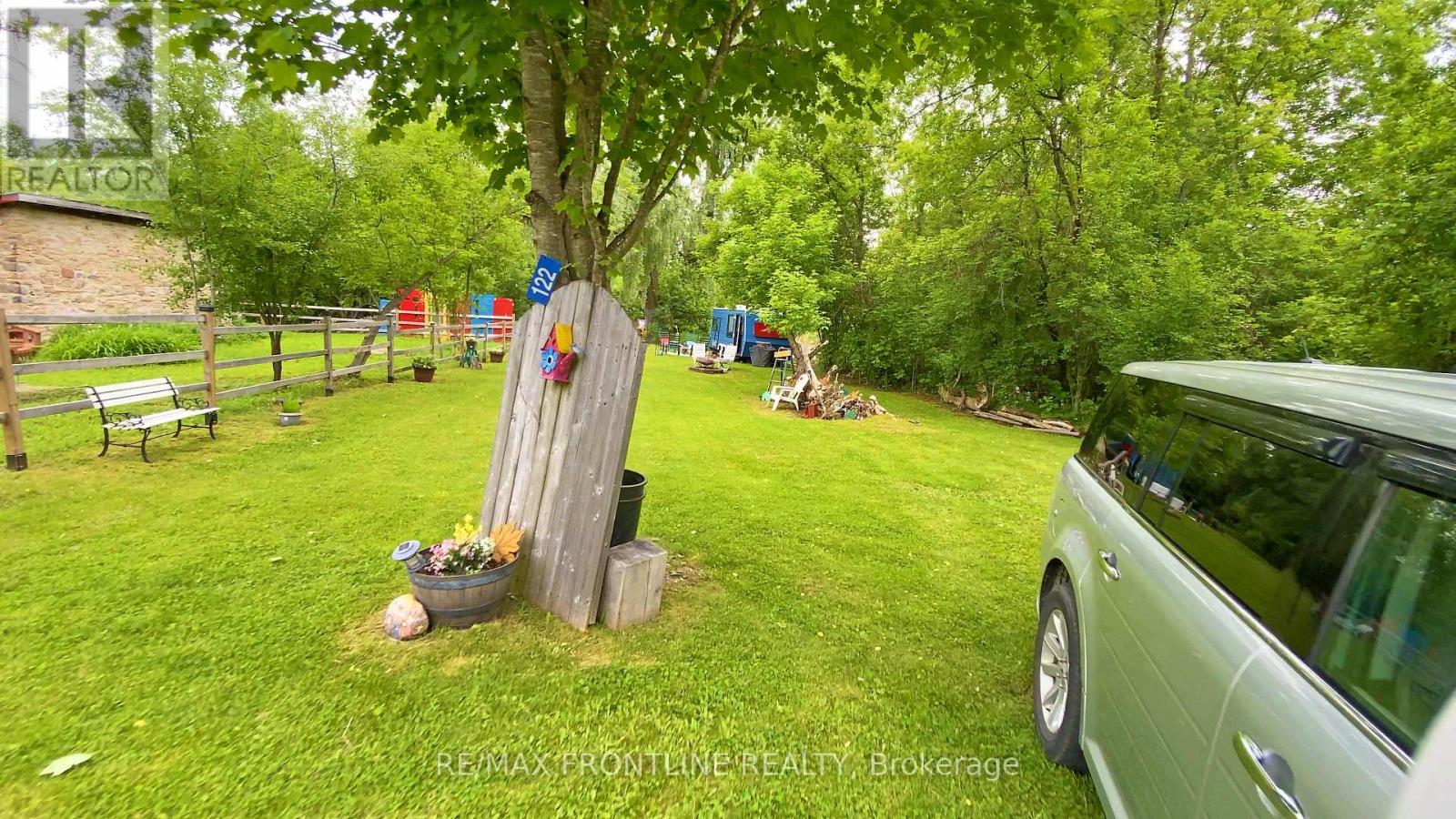 122 Irwin Street, Perth, Ontario  K7H 3C3 - Photo 6 - X12210308