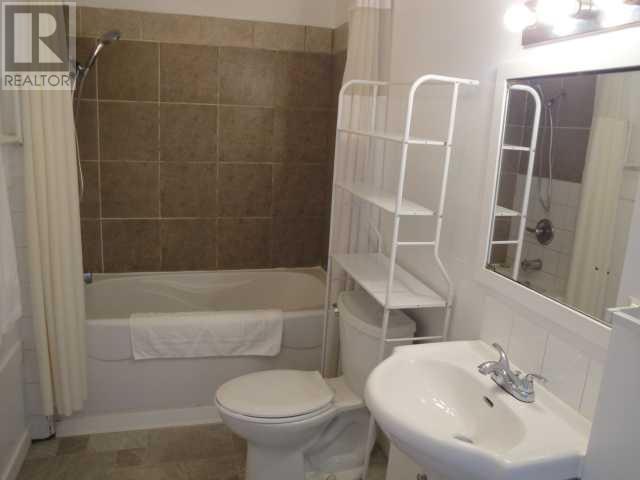 1110 41 Avenue N, Lethbridge, Alberta  T1H 6B7 - Photo 11 - A2229196