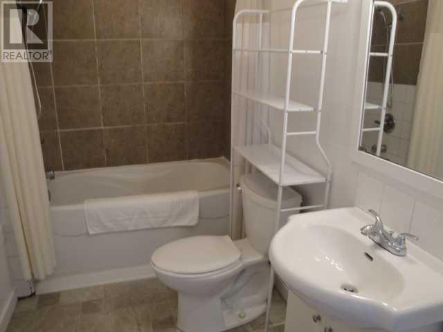 1110 41 Avenue N, Lethbridge, Alberta  T1H 6B7 - Photo 12 - A2229196