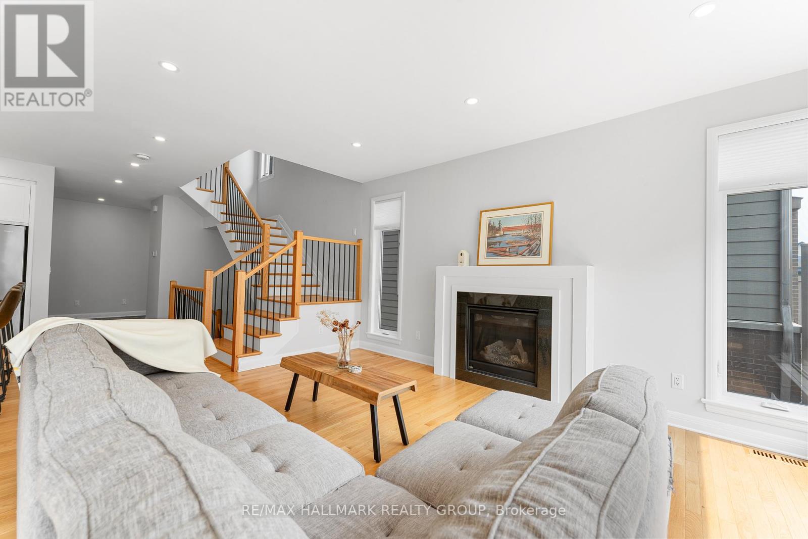 324 Lysander Place, Ottawa, Ontario  K1K 4K7 - Photo 12 - X12210384