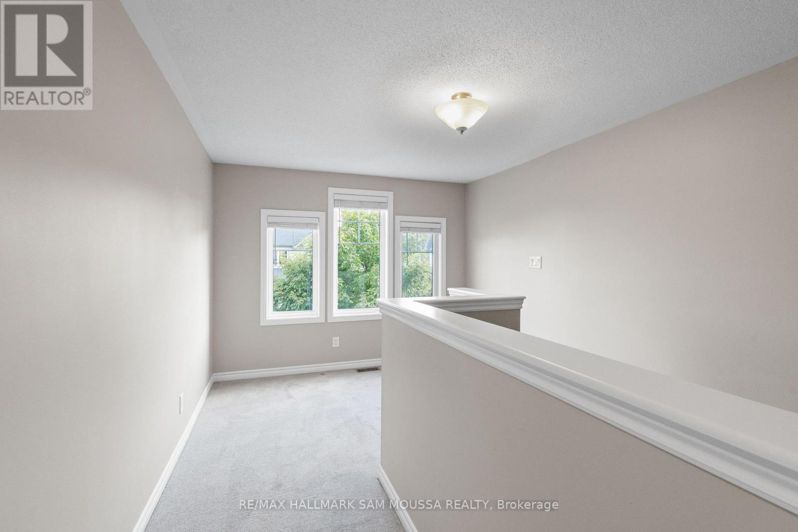 194 Conifer Creek Circle, Ottawa, Ontario  K2M 0M2 - Photo 17 - X12210392