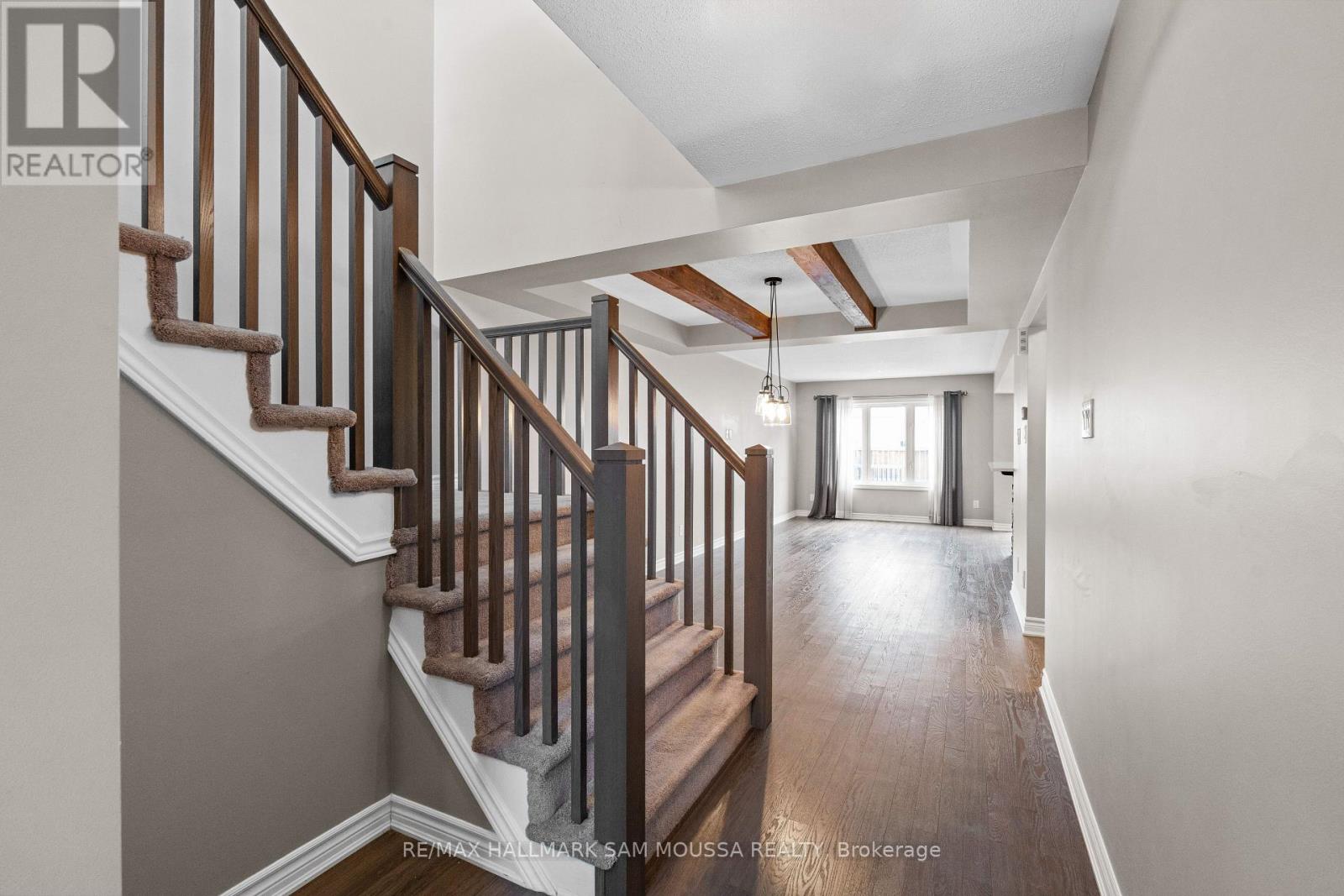 194 Conifer Creek Circle, Ottawa, Ontario  K2M 0M2 - Photo 6 - X12210392