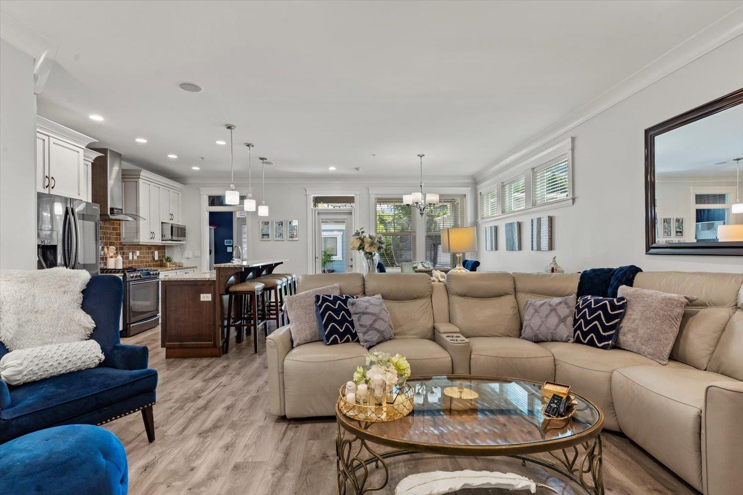 2 45234 Nicomen Crescent, Garrison Crossing, Chilliwack, British Columbia  V2R 0R2 - Photo 8 - R3013524