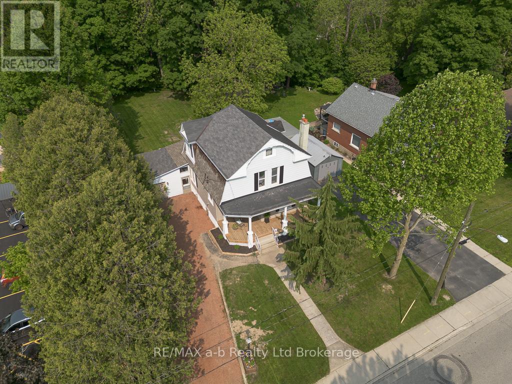 189 Rolph Street, Tillsonburg, Ontario  N4G 3Y9 - Photo 1 - X12194375
