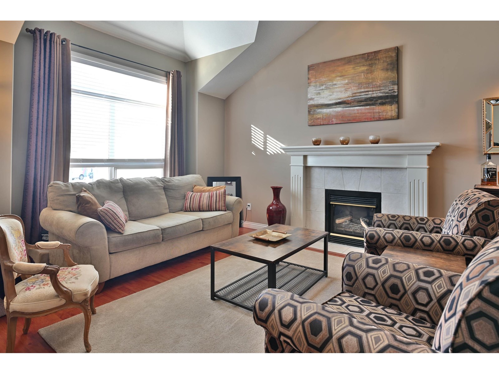 18863 64a Avenue, Surrey, British Columbia  V3S 8V3 - Photo 5 - R3013632
