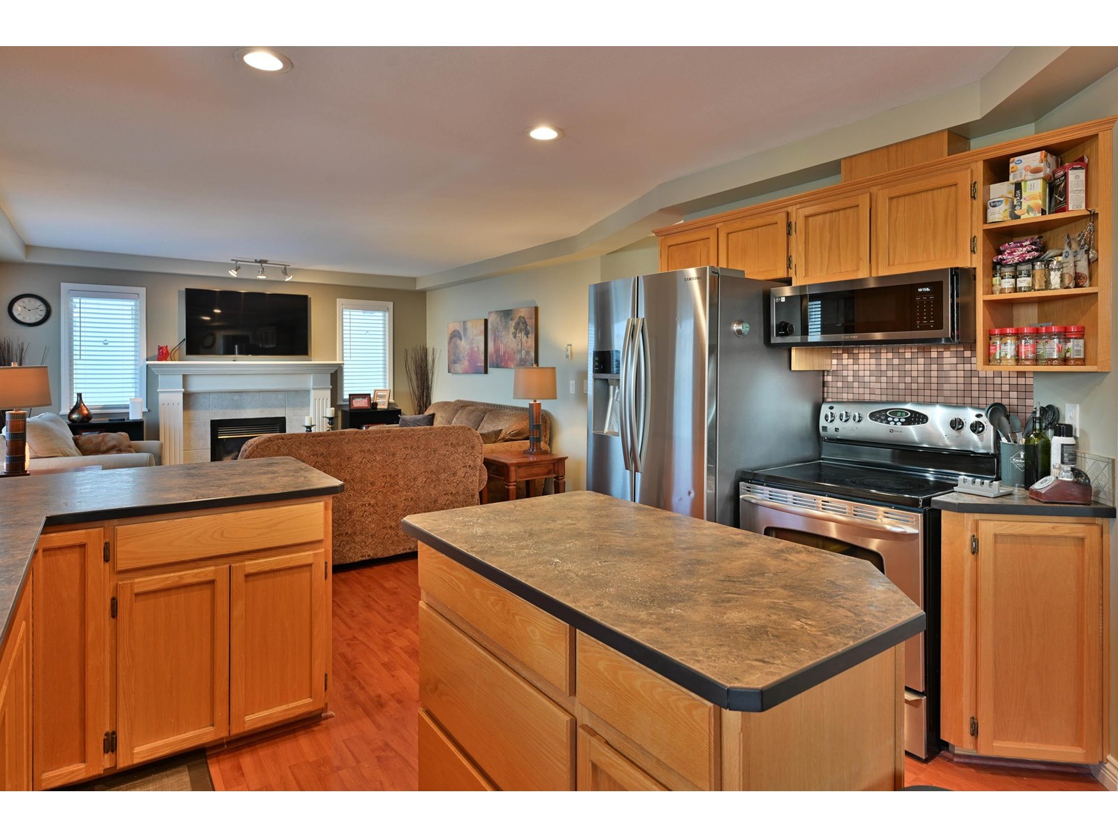 18863 64a Avenue, Surrey, British Columbia  V3S 8V3 - Photo 14 - R3013632