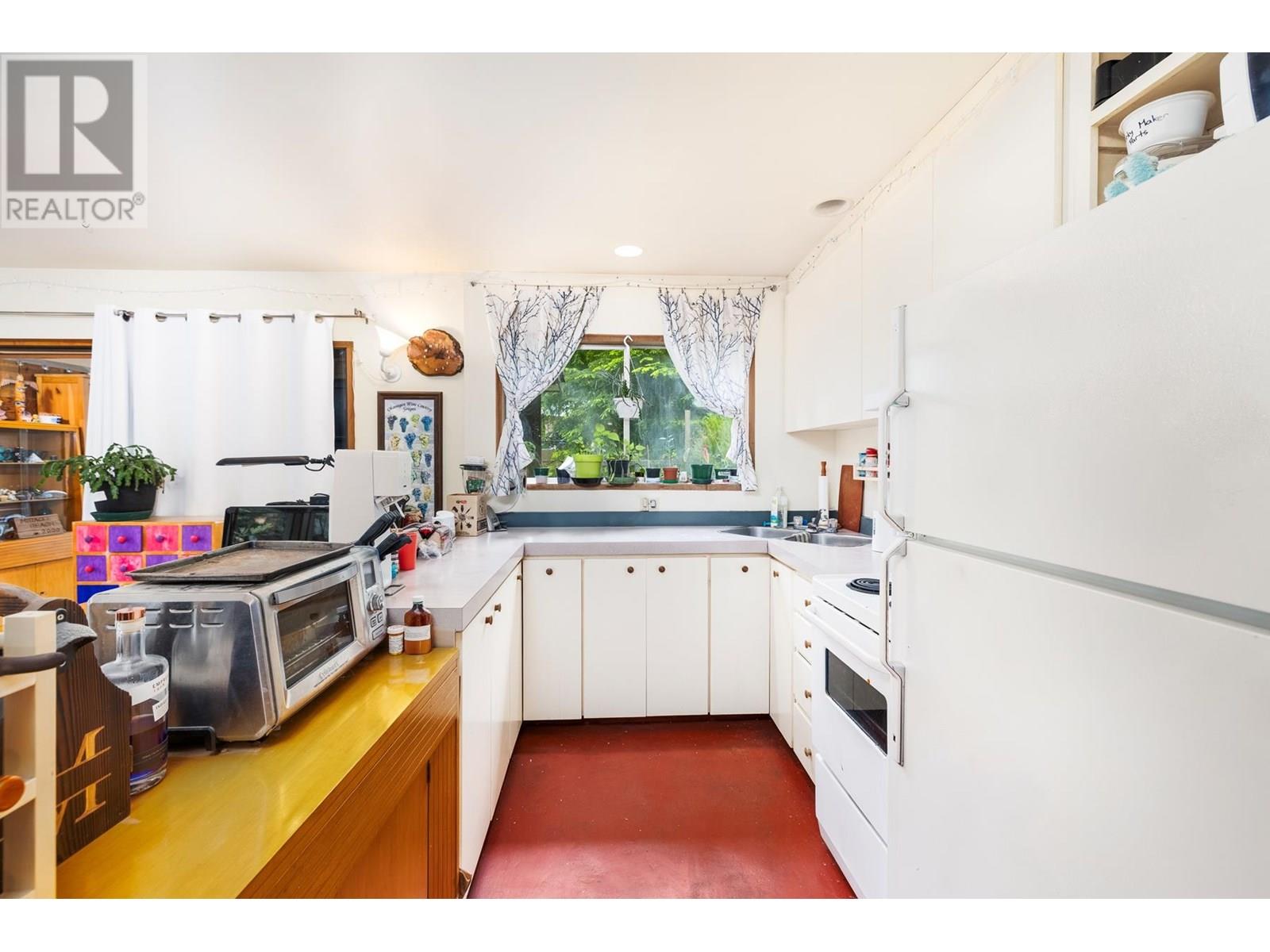 564 Cowan Road, Bowen Island, British Columbia  V0N 1G2 - Photo 27 - R3011523