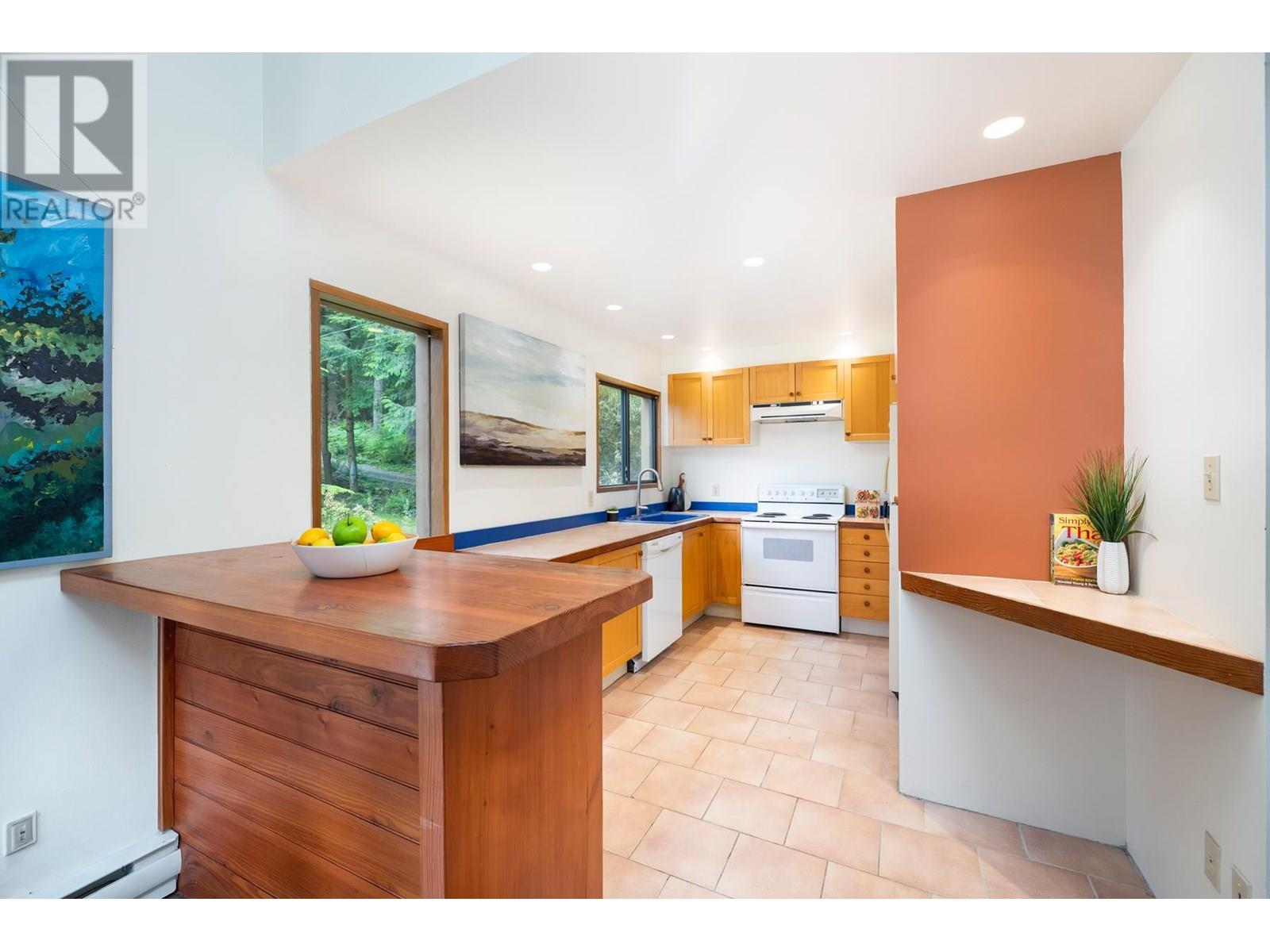 564 Cowan Road, Bowen Island, British Columbia  V0N 1G2 - Photo 8 - R3011523