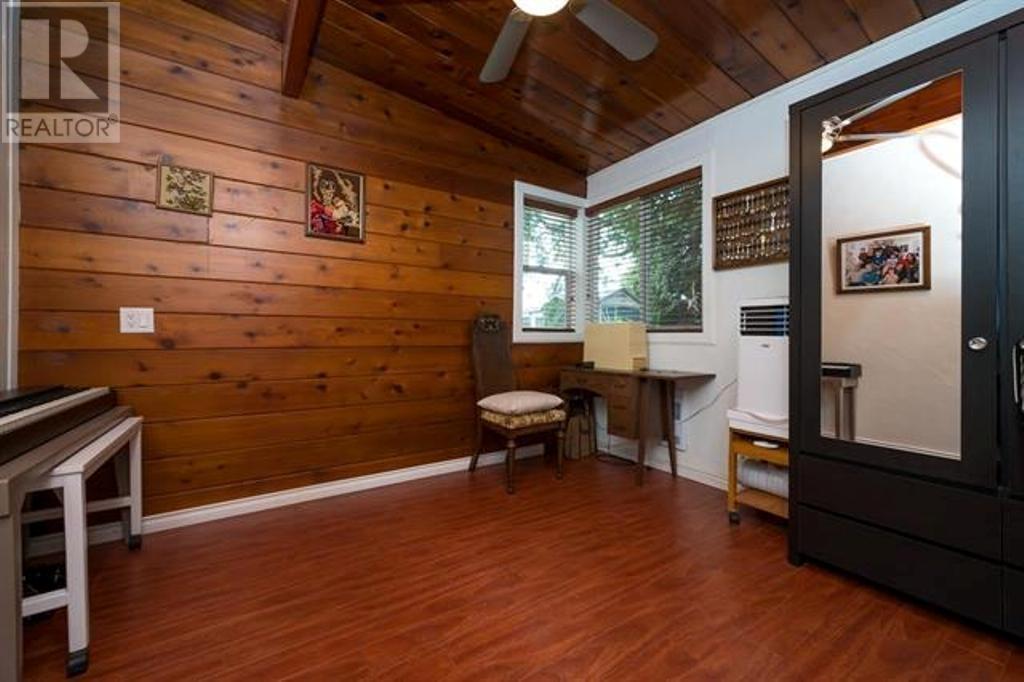 20712 River Road, Maple Ridge, British Columbia  V2X 1Z7 - Photo 2 - R3013484
