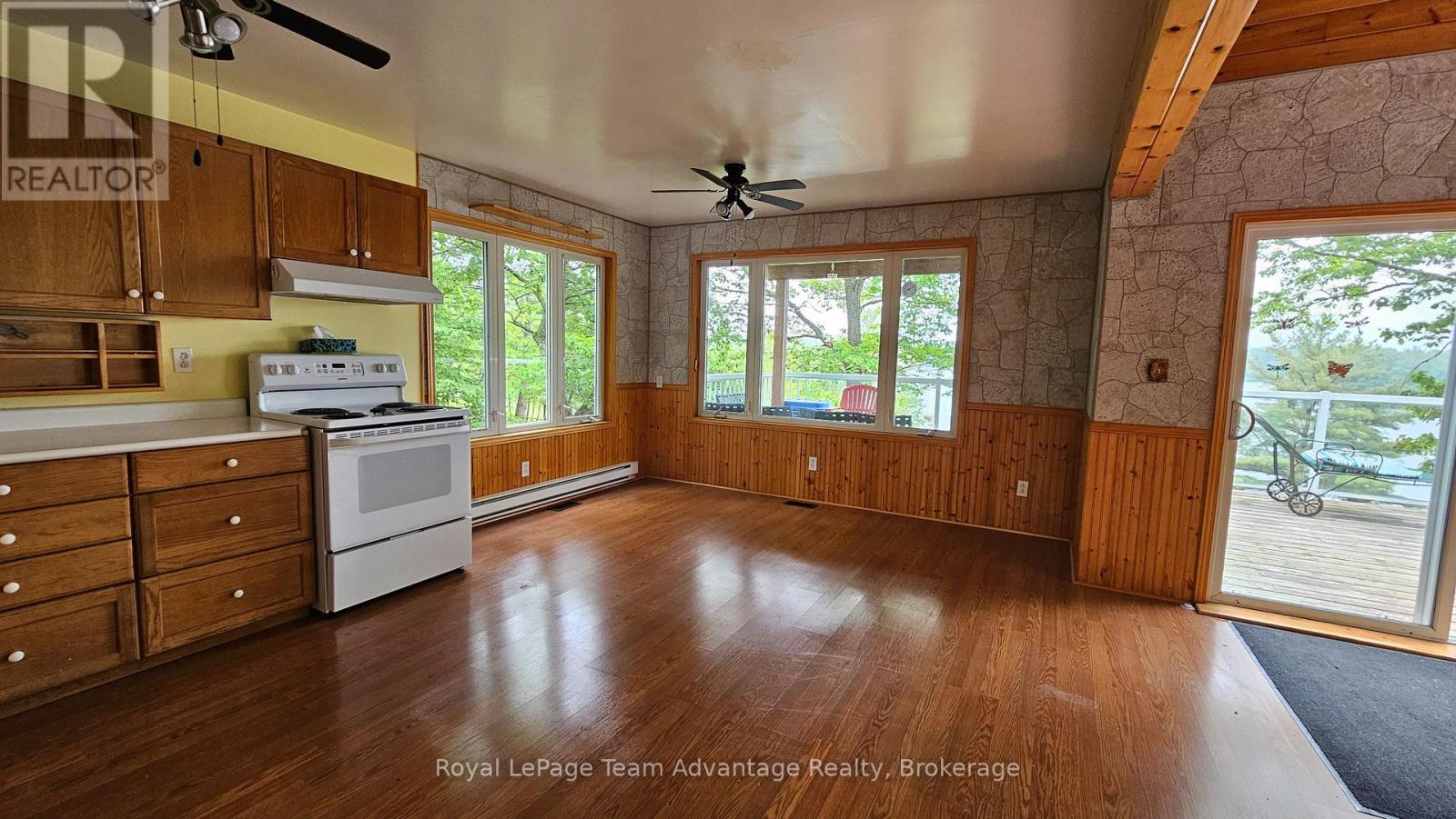 7 Morrison Lane, Carling, Ontario  P0G 1G0 - Photo 7 - X12210409