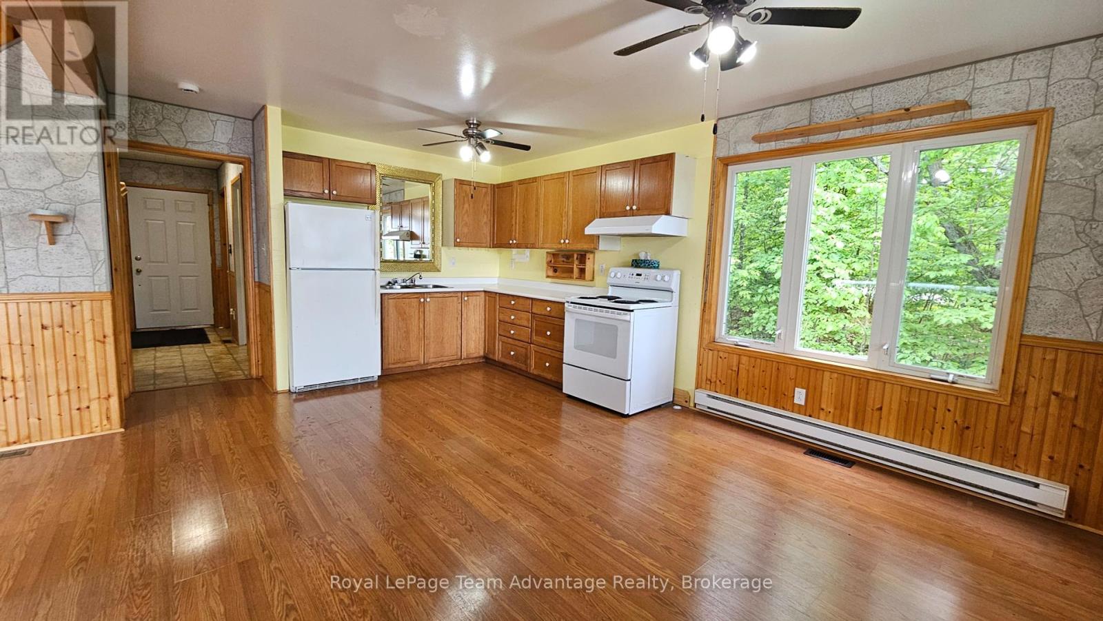 7 Morrison Lane, Carling, Ontario  P0G 1G0 - Photo 9 - X12210409