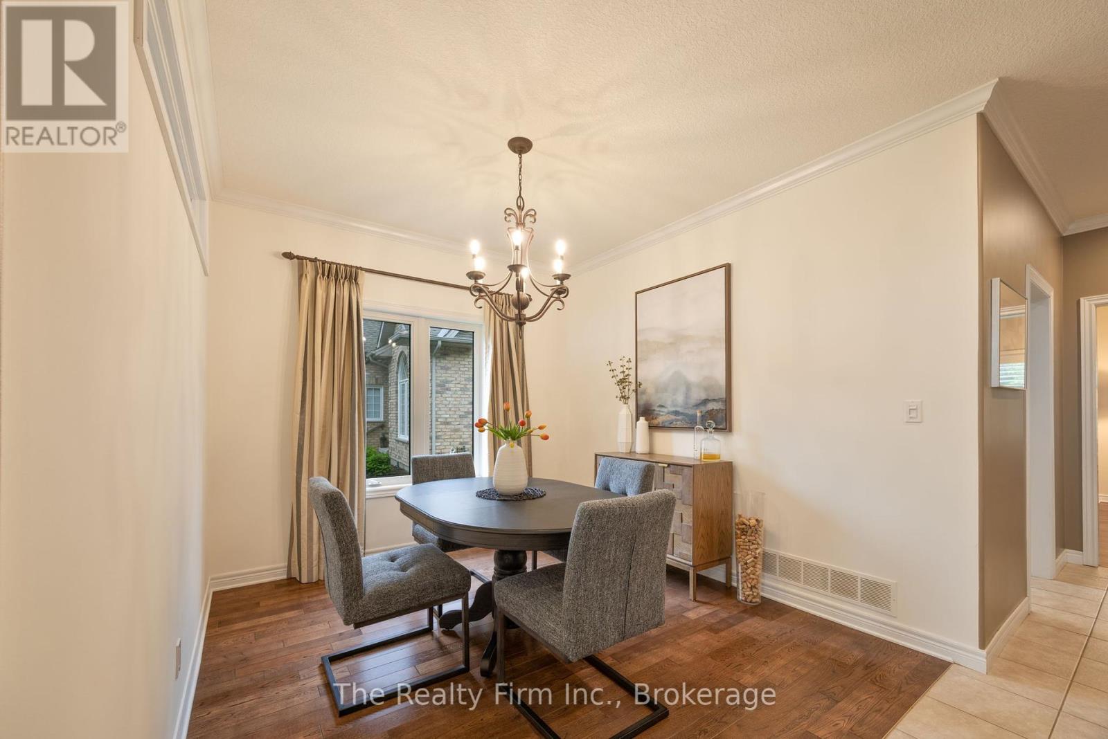 146 Knights Bridge Road, London South, Ontario  N6K 4V7 - Photo 8 - X12210285