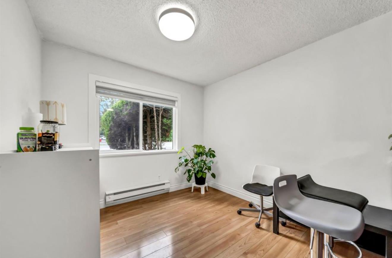 13339 70b Avenue, Surrey, British Columbia  V3W 7Z3 - Photo 4 - R3013465