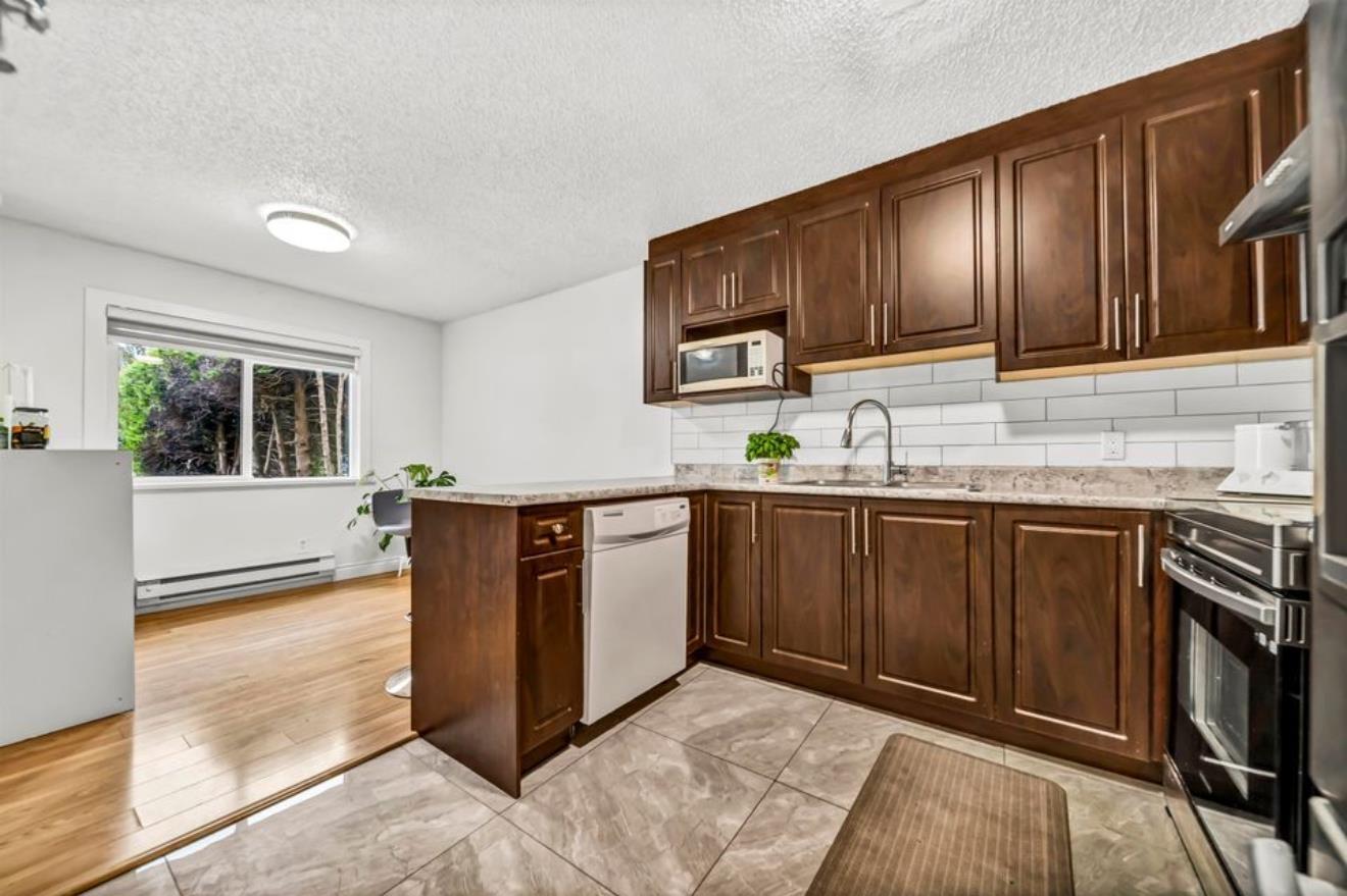 13339 70b Avenue, Surrey, British Columbia  V3W 7Z3 - Photo 9 - R3013465
