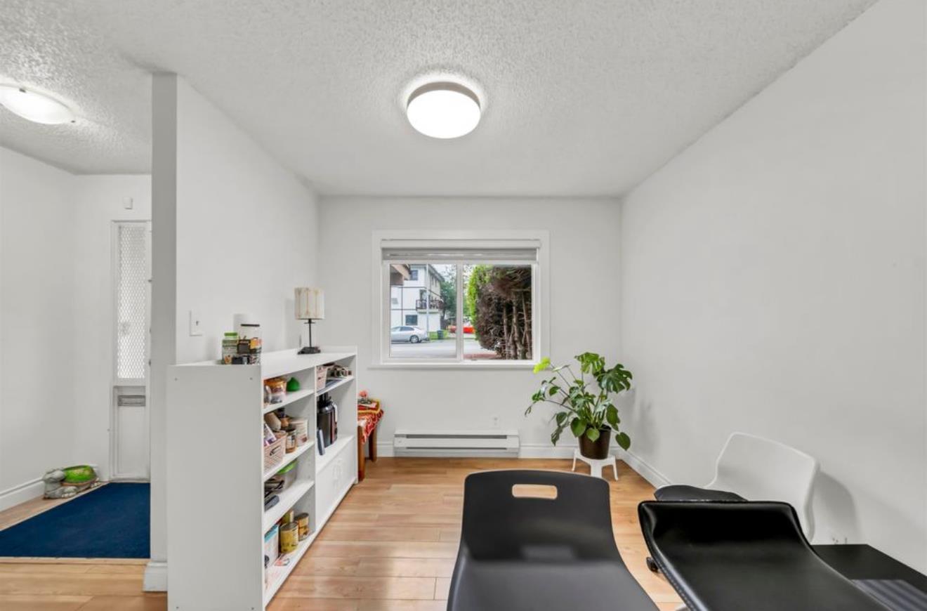 13339 70b Avenue, Surrey, British Columbia  V3W 7Z3 - Photo 5 - R3013465