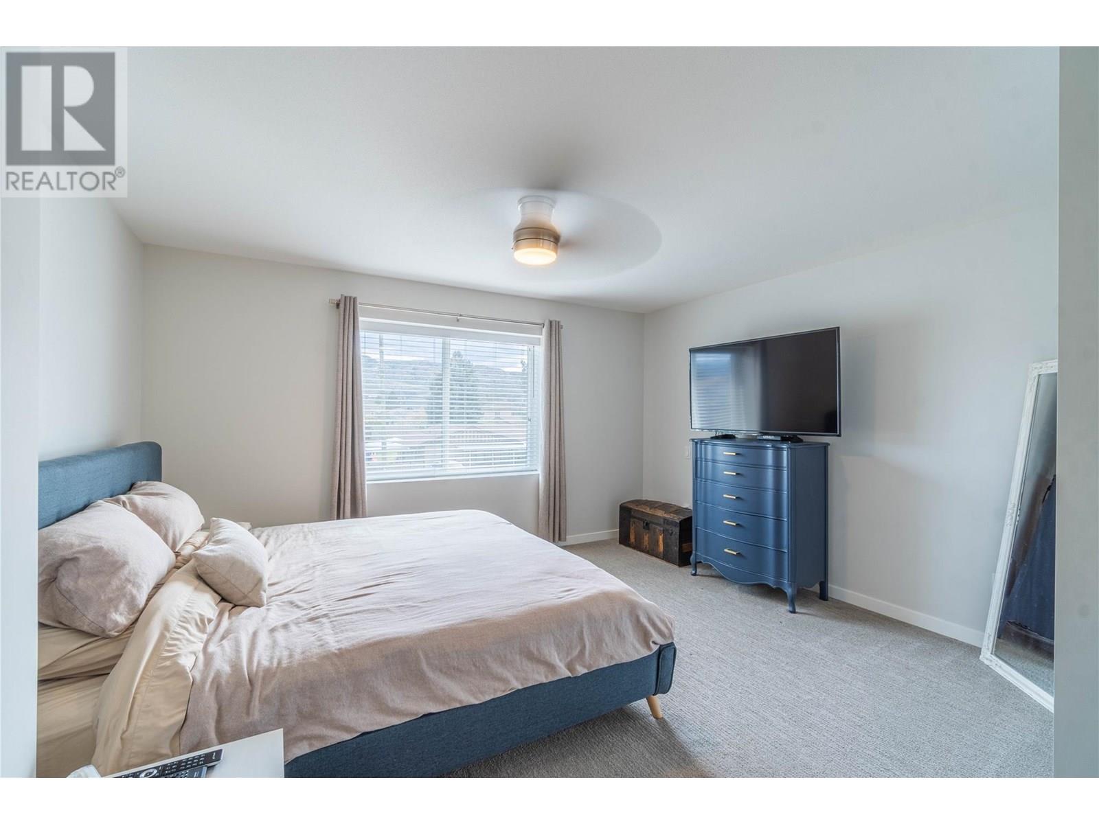 2364 Bossert Avenue, Kamloops, British Columbia  V2B 4V7 - Photo 11 - 10348452