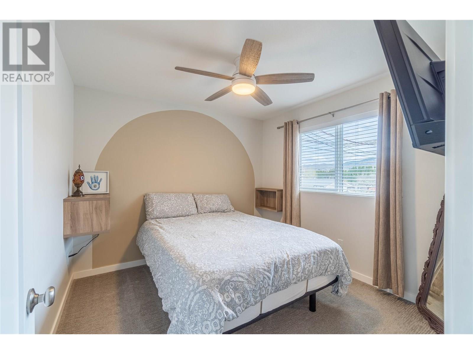 2364 Bossert Avenue, Kamloops, British Columbia  V2B 4V7 - Photo 14 - 10348452