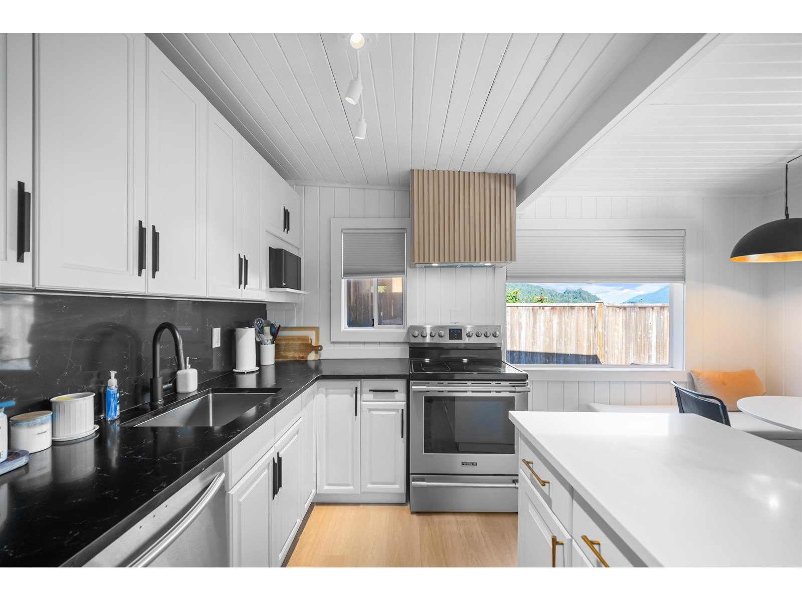 35240 Sward Road, Mission, British Columbia  V3V 7H2 - Photo 10 - R3012839