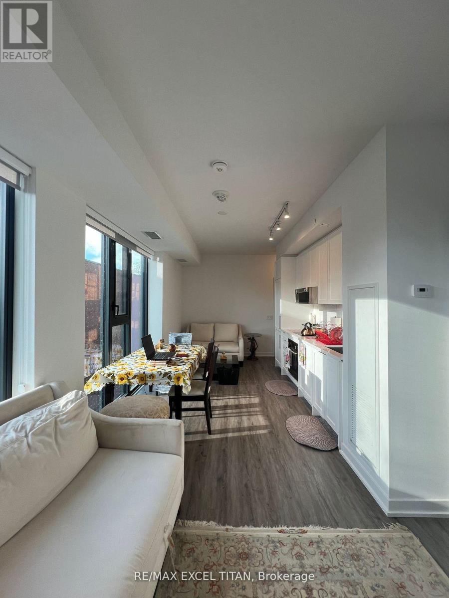 319 - 250 Lawrence Avenue W, Toronto, Ontario  M5M 1B2 - Photo 4 - C12210179