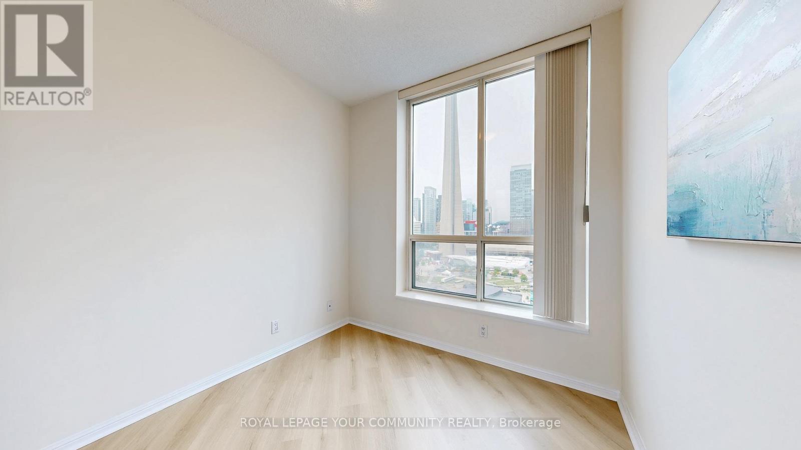2323 - 230 Queens Quay W, Toronto (Waterfront Communities), Ontario  M5J 2Y7 - Photo 23 - C12210192