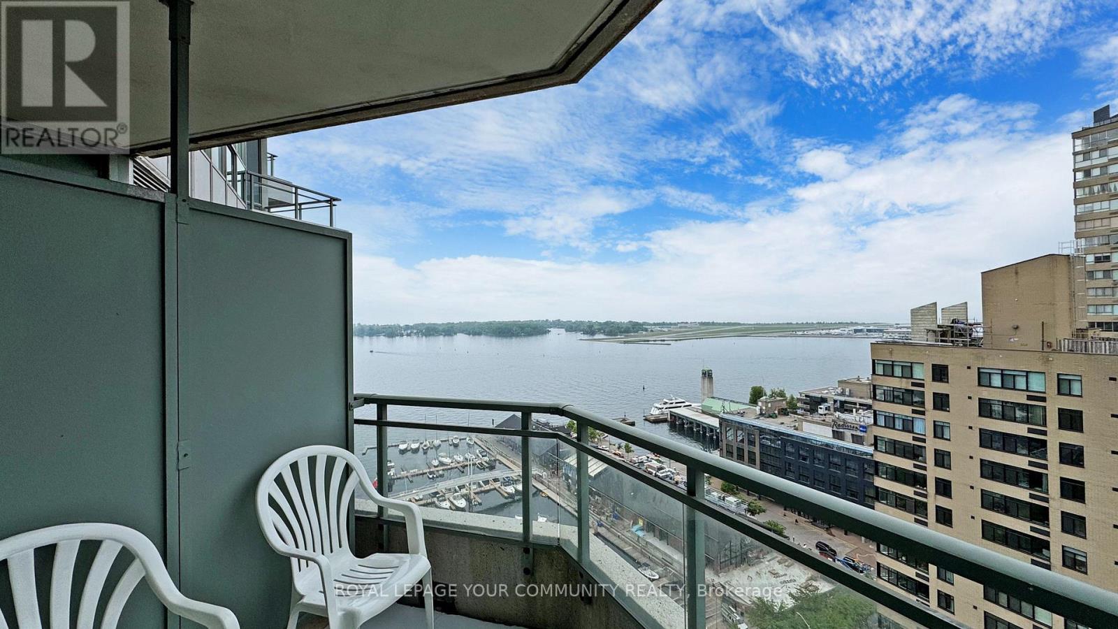 2323 - 230 Queens Quay W, Toronto (Waterfront Communities), Ontario  M5J 2Y7 - Photo 28 - C12210192