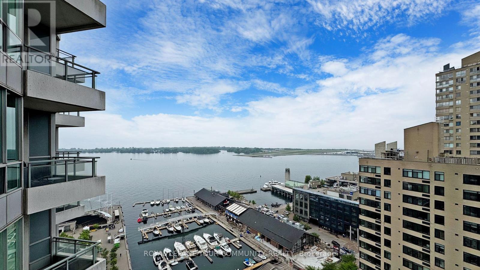 2323 - 230 Queens Quay W, Toronto (Waterfront Communities), Ontario  M5J 2Y7 - Photo 29 - C12210192