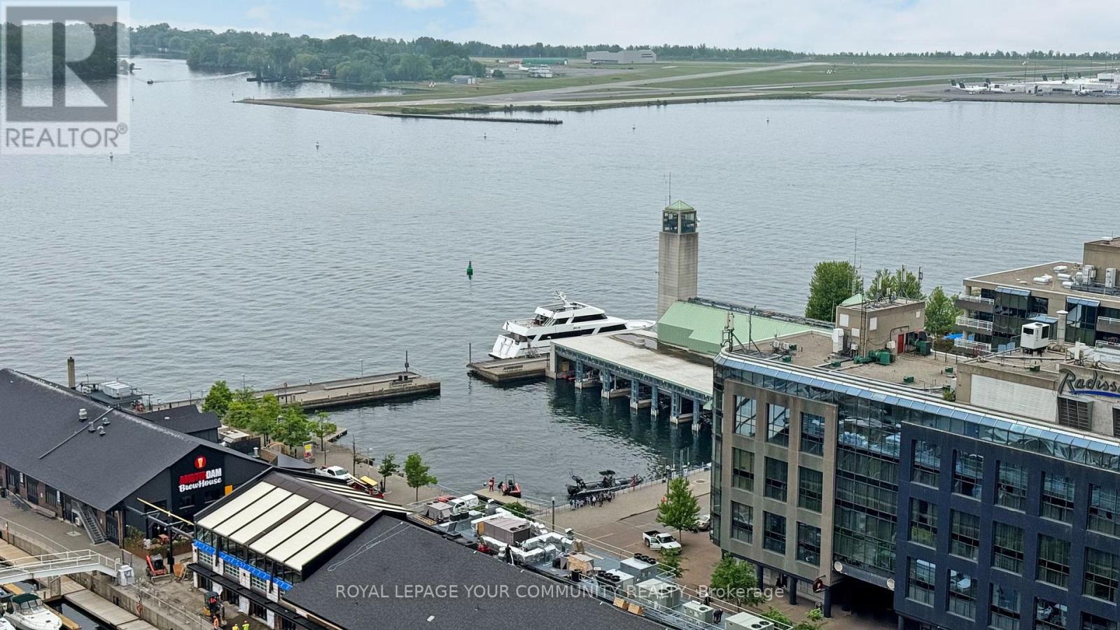 2323 - 230 Queens Quay W, Toronto (Waterfront Communities), Ontario  M5J 2Y7 - Photo 31 - C12210192