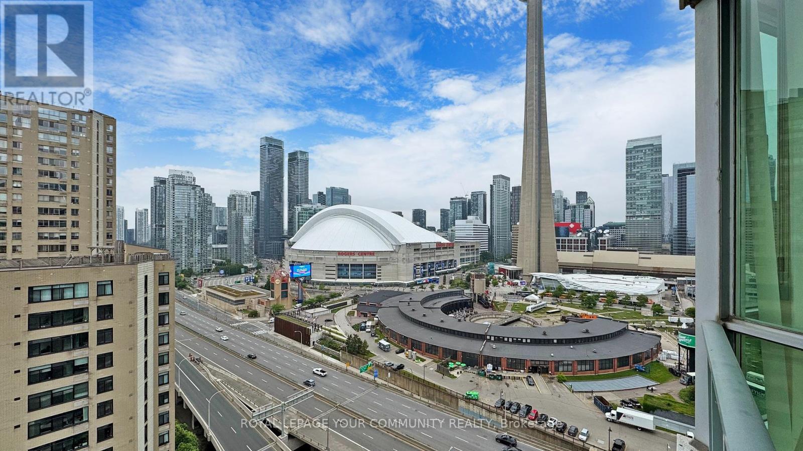2323 - 230 Queens Quay W, Toronto (Waterfront Communities), Ontario  M5J 2Y7 - Photo 32 - C12210192