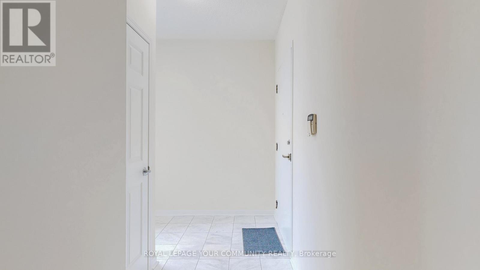 2323 - 230 Queens Quay W, Toronto (Waterfront Communities), Ontario  M5J 2Y7 - Photo 6 - C12210192