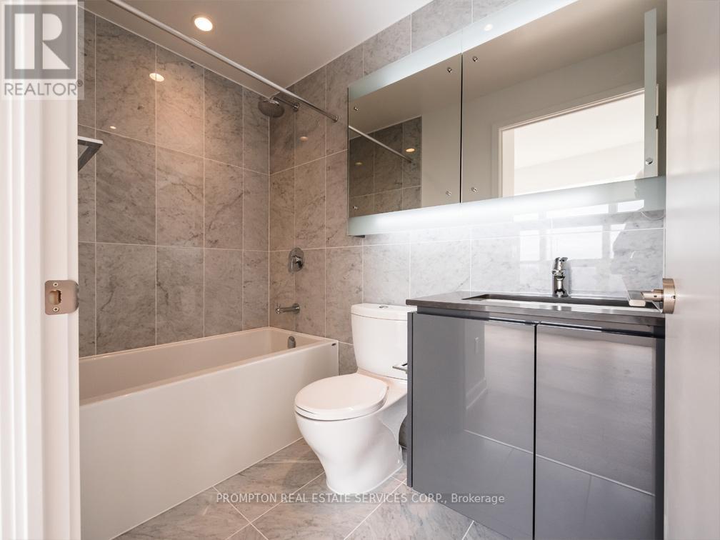 2610 - 115 Mcmahon Drive, Toronto, Ontario  M2K 0E3 - Photo 8 - C12210208
