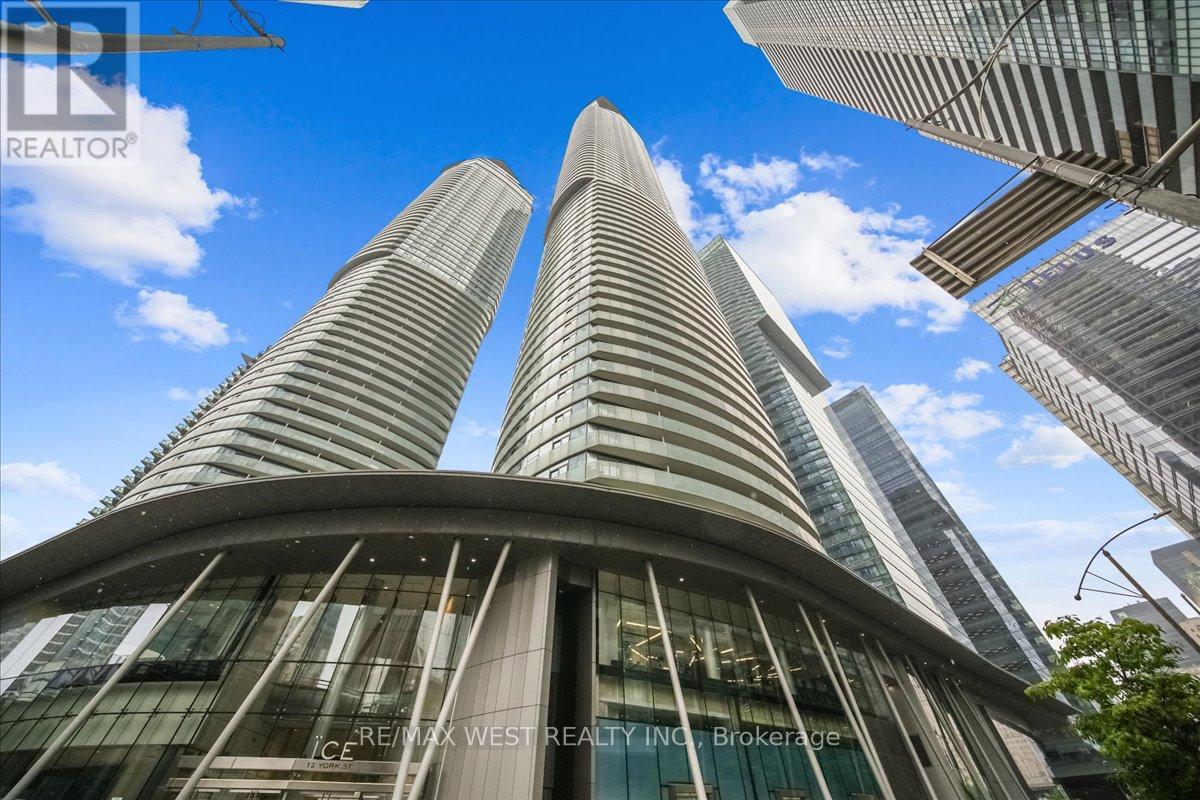 512 - 14 YORK STREET, Toronto, Ontario