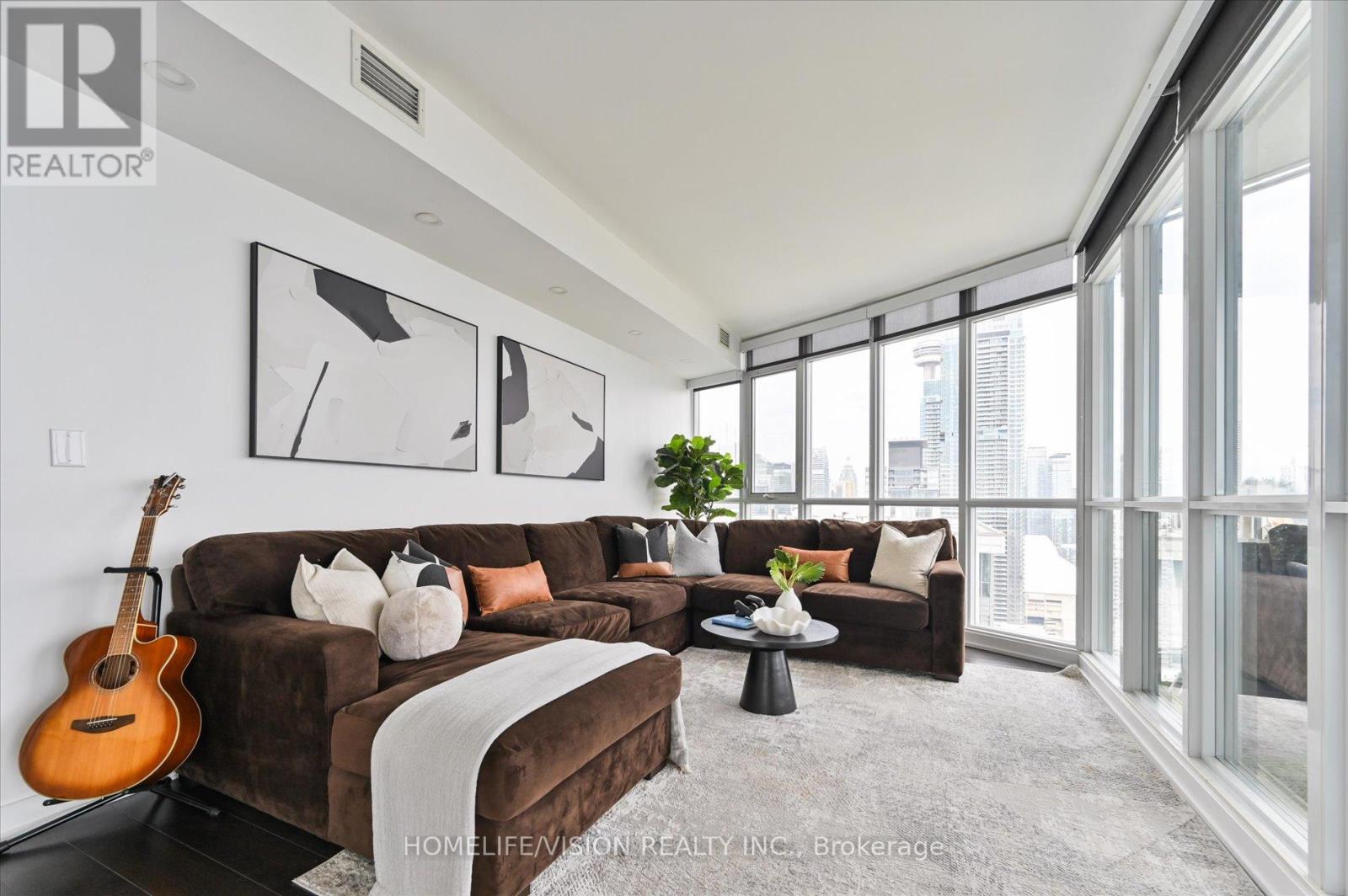 4806 - 21 Iceboat Terrace, Toronto, Ontario  M5V 4A9 - Photo 10 - C12210278