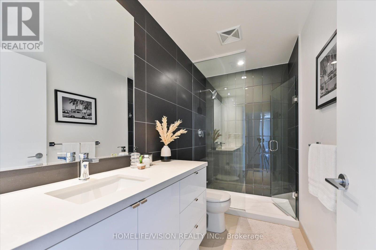 4806 - 21 Iceboat Terrace, Toronto, Ontario  M5V 4A9 - Photo 24 - C12210278