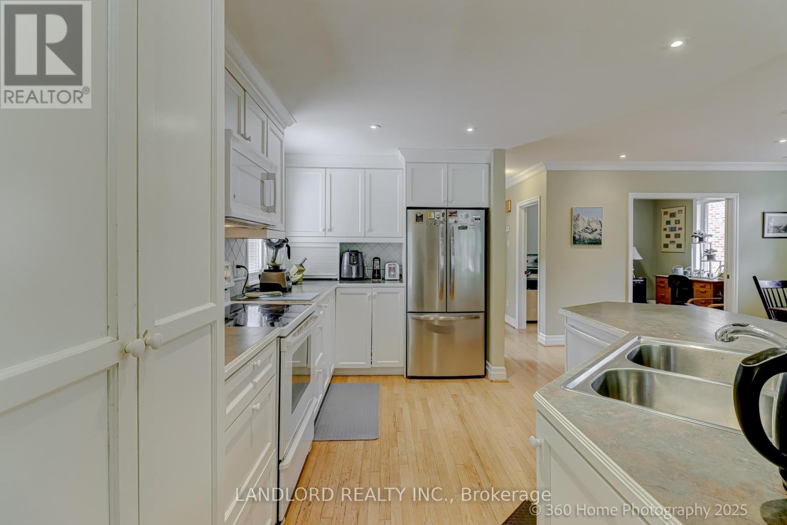 140 Mckee Avenue, Toronto, Ontario  M2N 4C4 - Photo 8 - C12210292