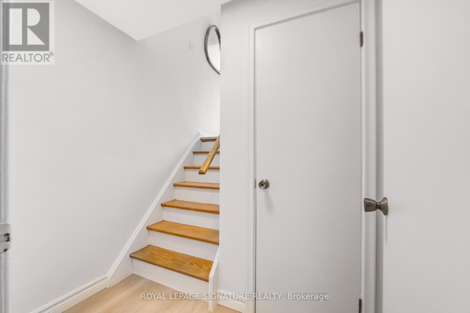 27 Fenelon Drive, Toronto, Ontario  M3A 3K2 - Photo 24 - C12210306